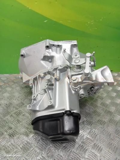 Caixa de Velocidades Citroen C2 1.4 HDI 2005  20CQ03 - 3