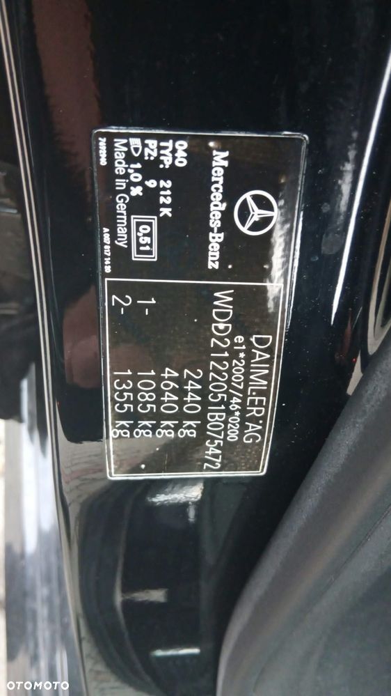 Mercedes-Benz Klasa E - 25