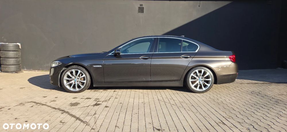 BMW Seria 5 535d xDrive Sport-Aut Luxury Line - 3