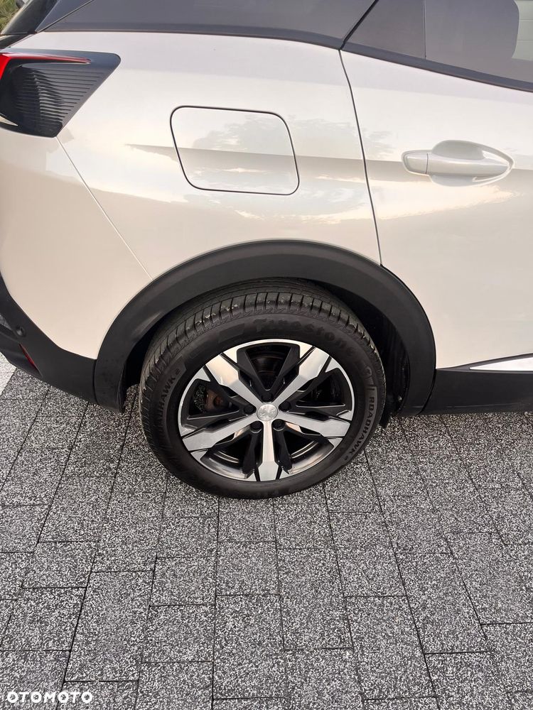 Peugeot 3008 1.2 PureTech GPF Allure S&S EAT8 - 13