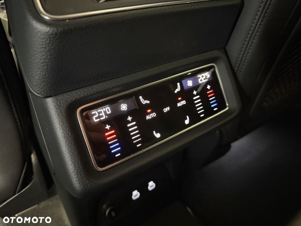 Audi e-tron 55 Quattro S Line - 26