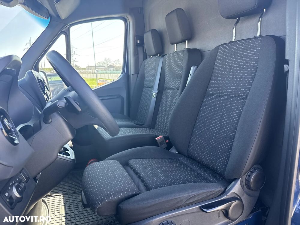 Mercedes-Benz Sprinter - 10