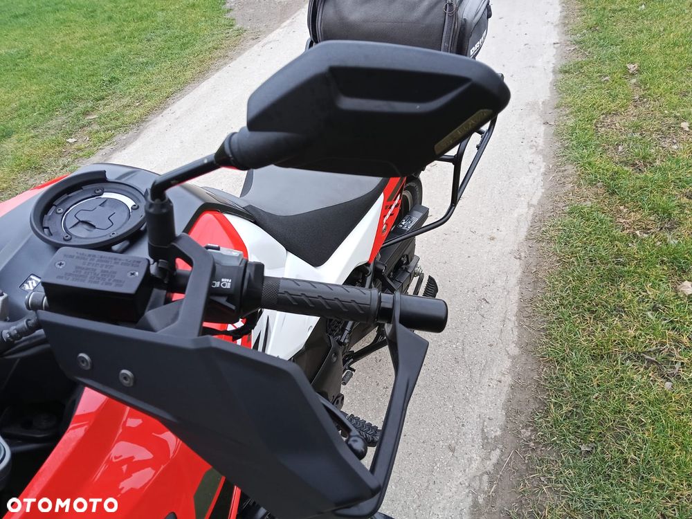 Suzuki V-STROM - 5