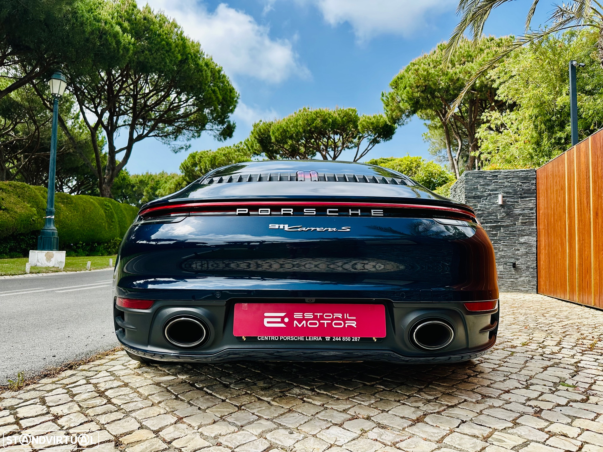 Porsche 911 Série F - 8