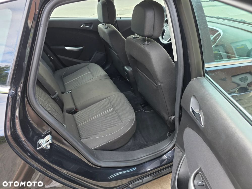 Opel Astra 1.4 Turbo Cosmo - 24
