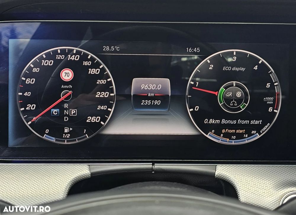 Mercedes-Benz E 220 d 4MATIC Aut. - 14
