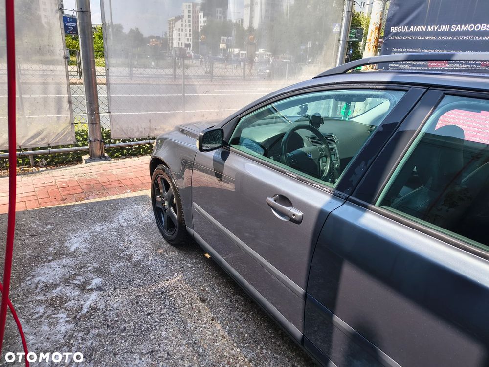 Volvo V50 2.4 - 7