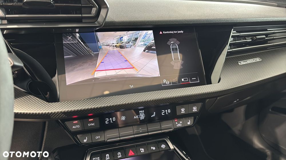 Audi RS3 Limousine - 21
