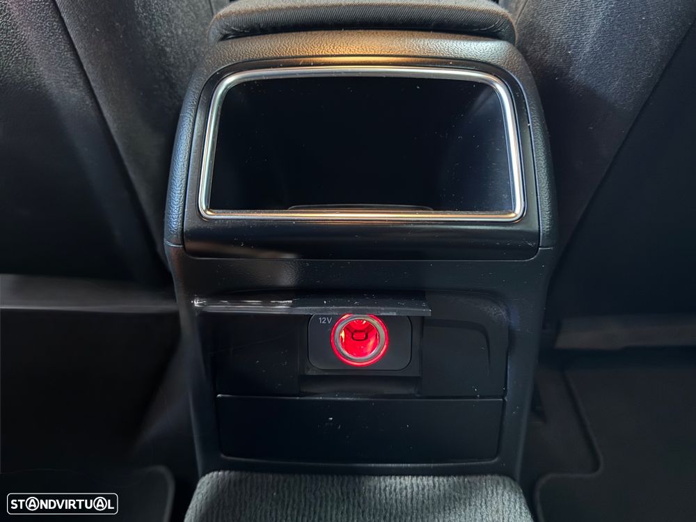 Audi A4 2.0 TDI exclusive - 40