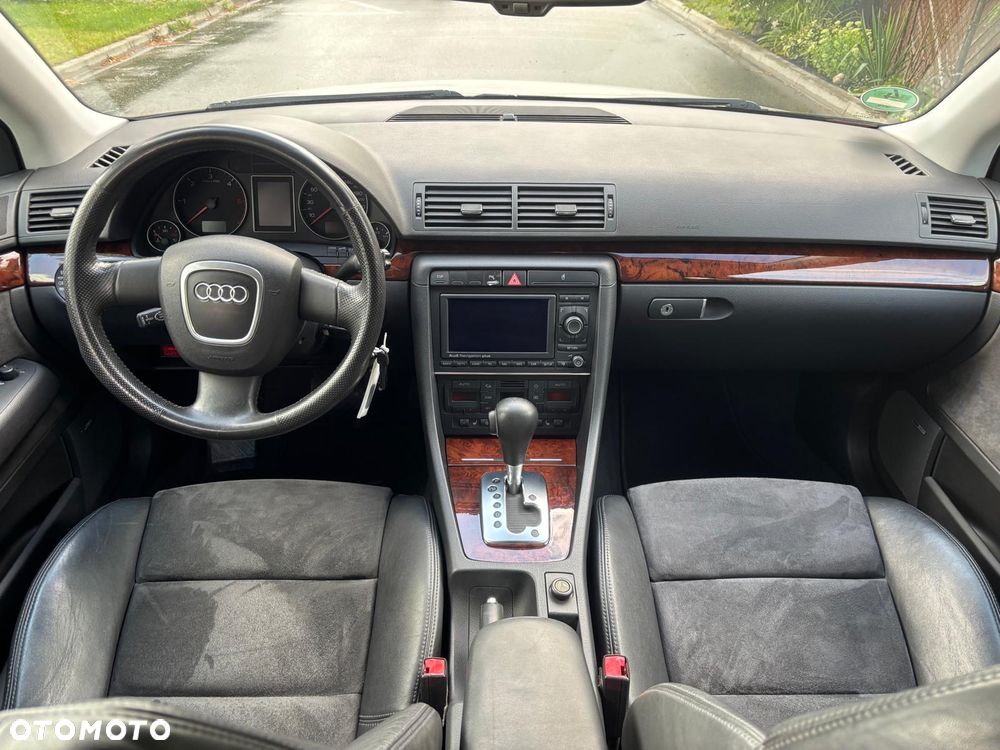Audi A4 Avant - 10