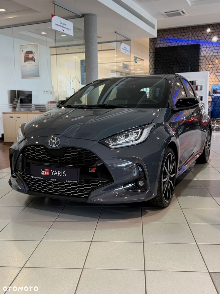 Toyota Yaris Hybrid 1.5 GR Sport - 5