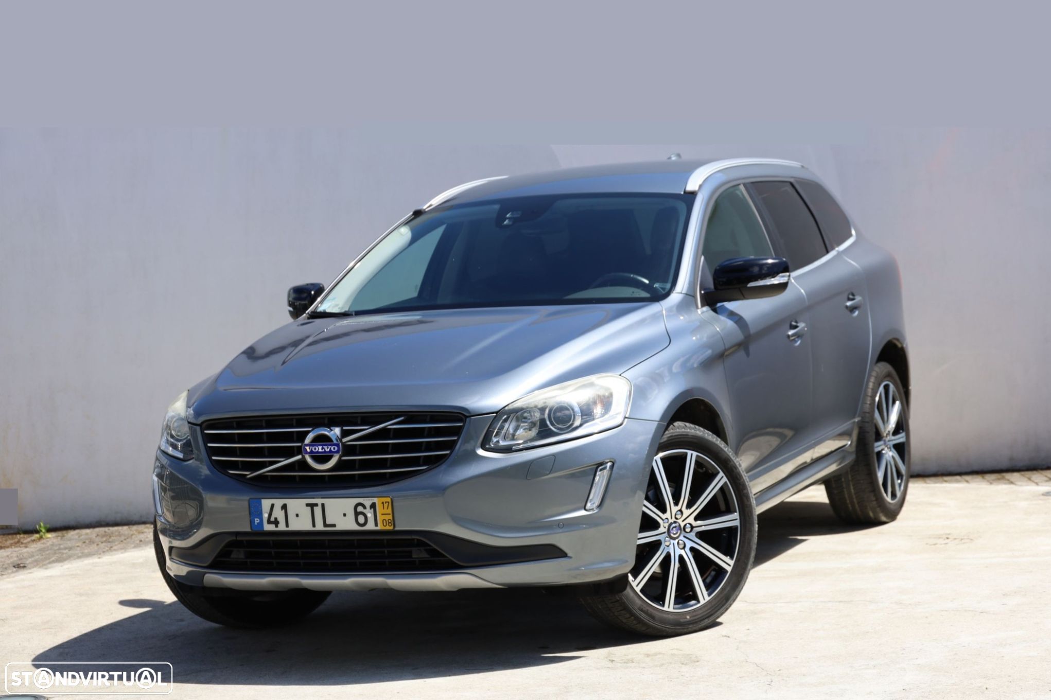 Volvo XC 60 2.0 D4 Dynamic Edition Geartronic - 1