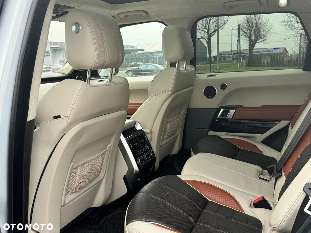 Land Rover Range Rover Sport S 4.4 SD V8 HSE Dynamic - 6