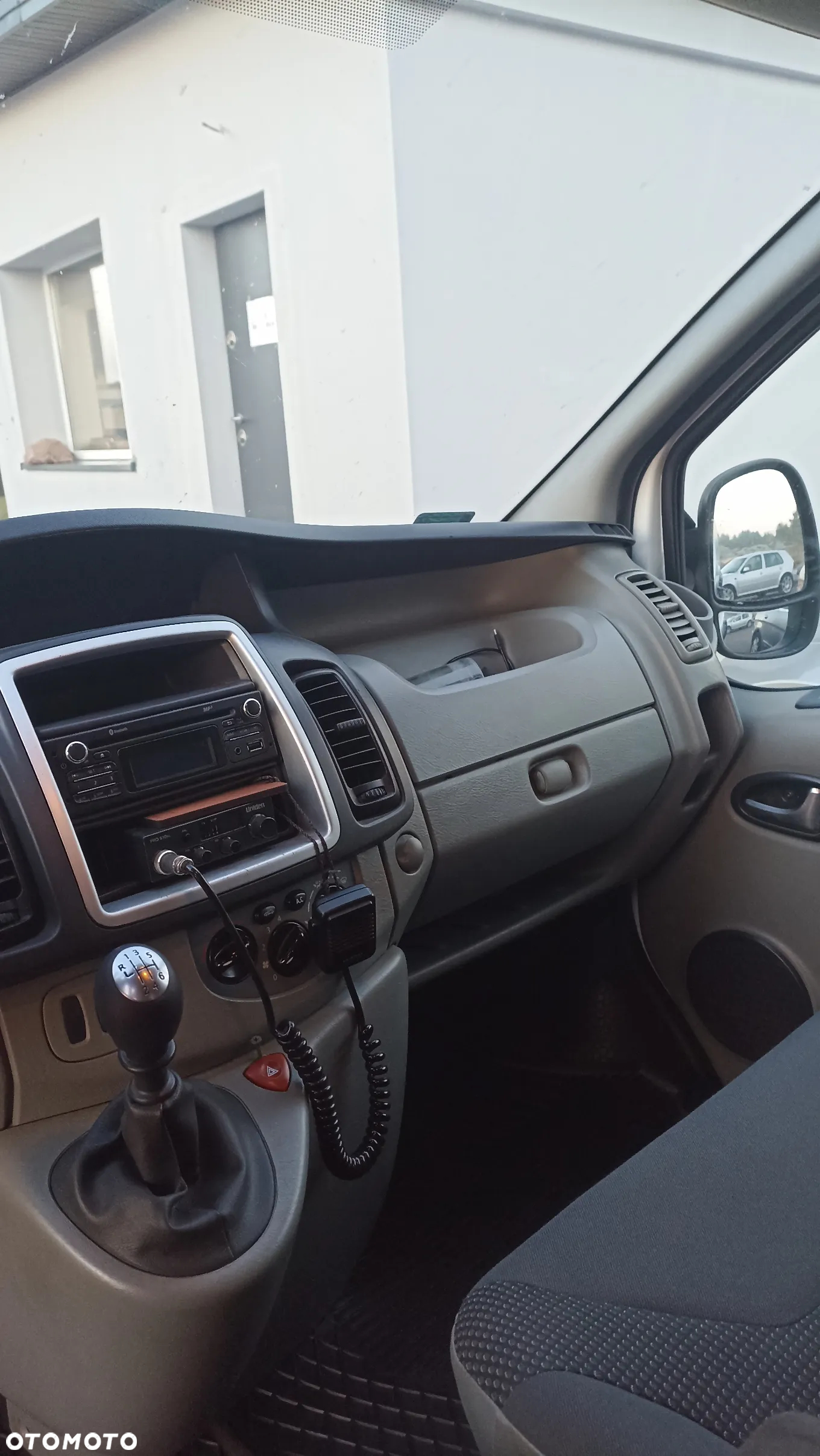 Opel Vivaro - 2