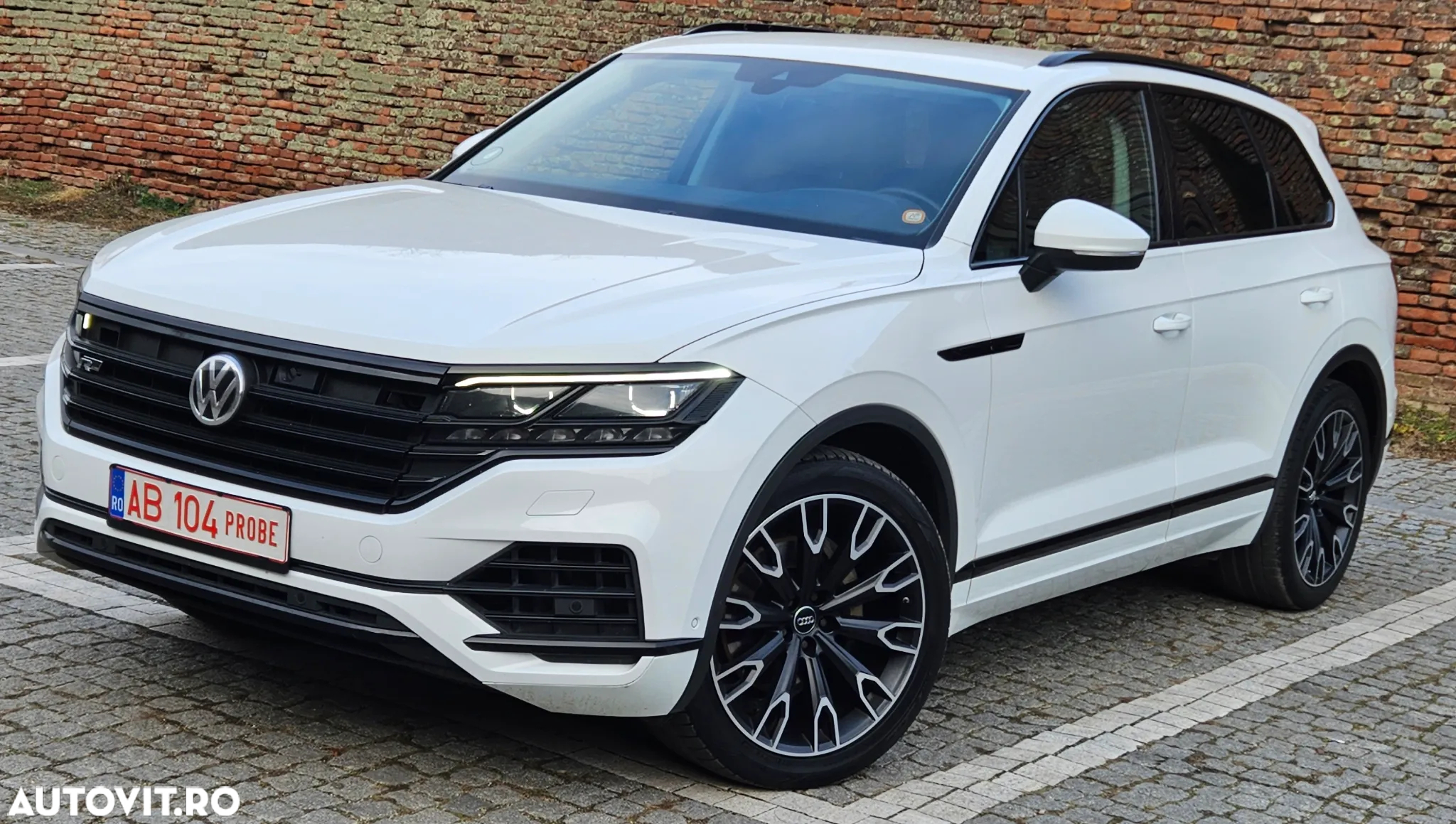 Volkswagen Touareg 3.0 V6 TDI 4Motion DPF Automatik R-Line - 13