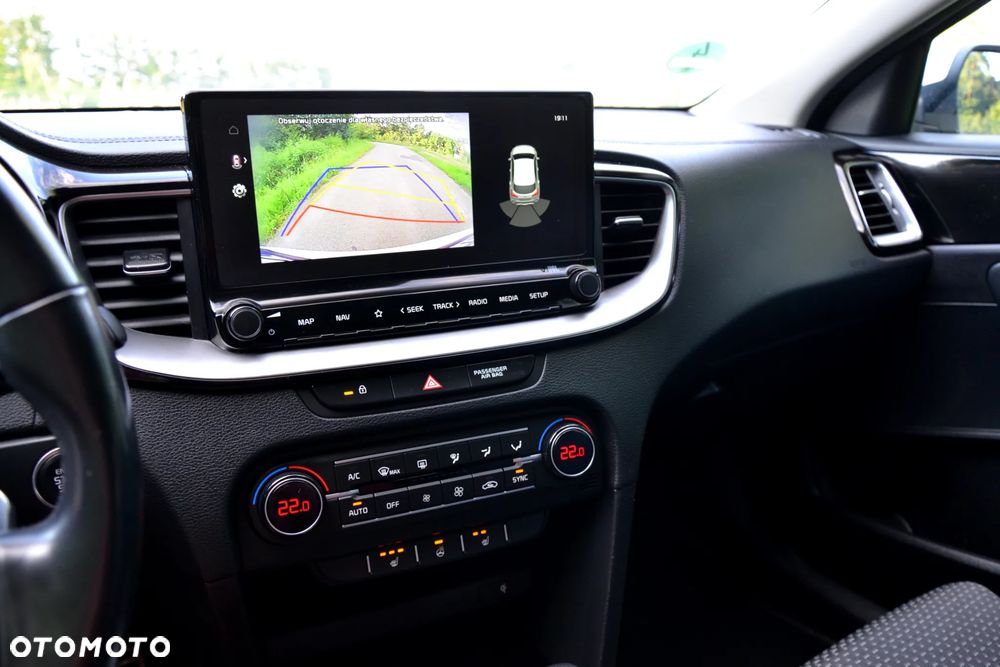 Kia XCeed 1.5 T-GDI Business Line DCT - 11