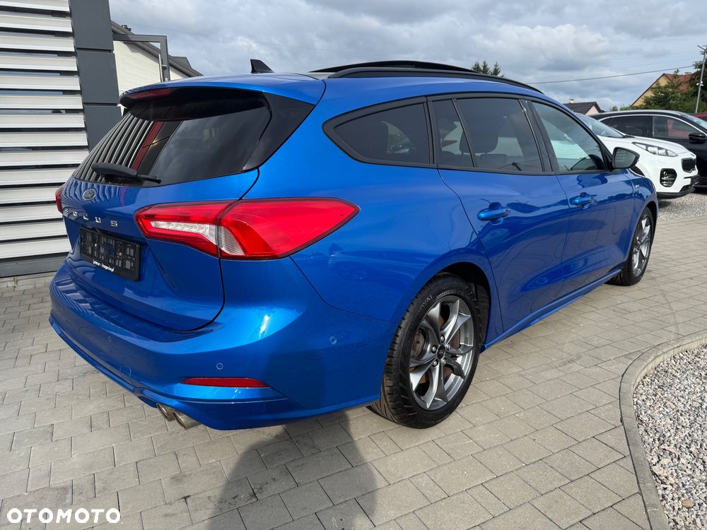 Ford Focus SW 1.0 EcoBoost S&S ST-LINE - 6