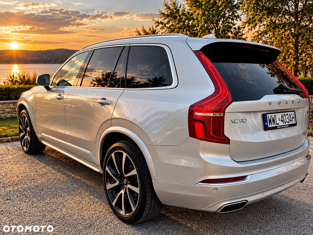 Volvo XC 90 - 5