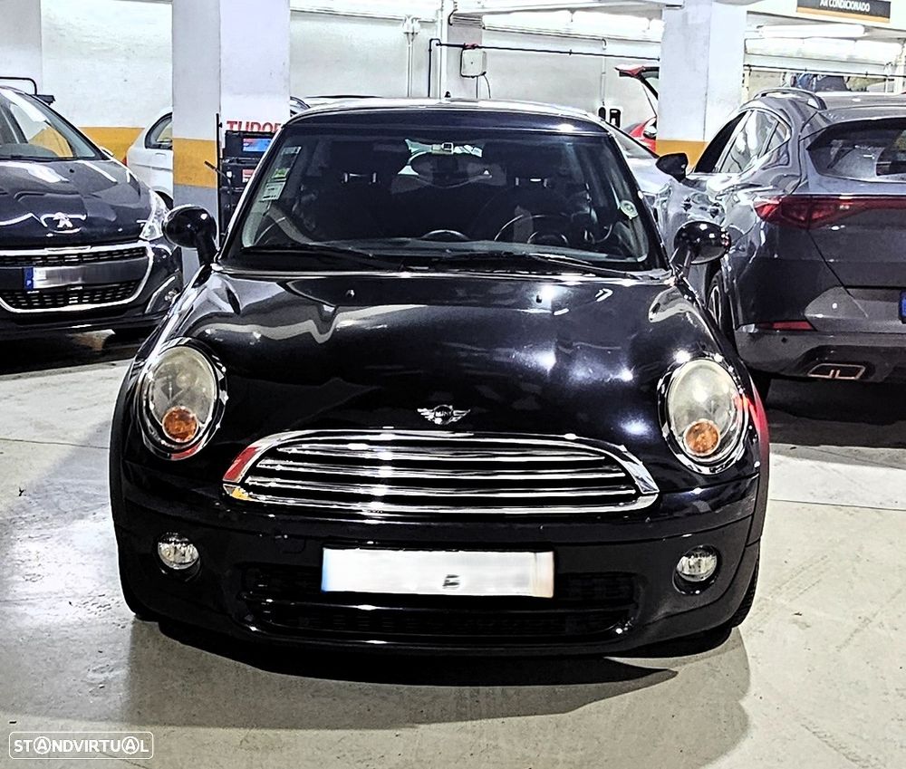 MINI 3 Portas Cooper D - 1