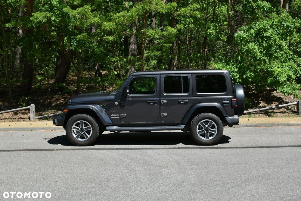 Jeep Wrangler Unlimited GME 2.0 Turbo Sahara - 11