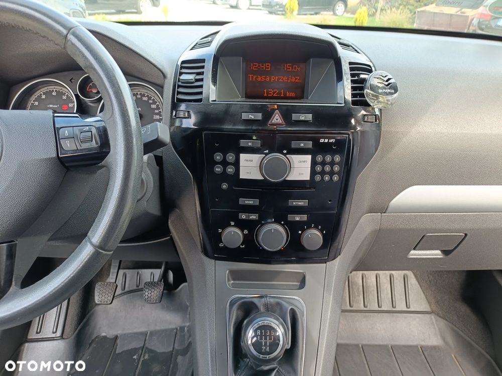 Opel Zafira - 21