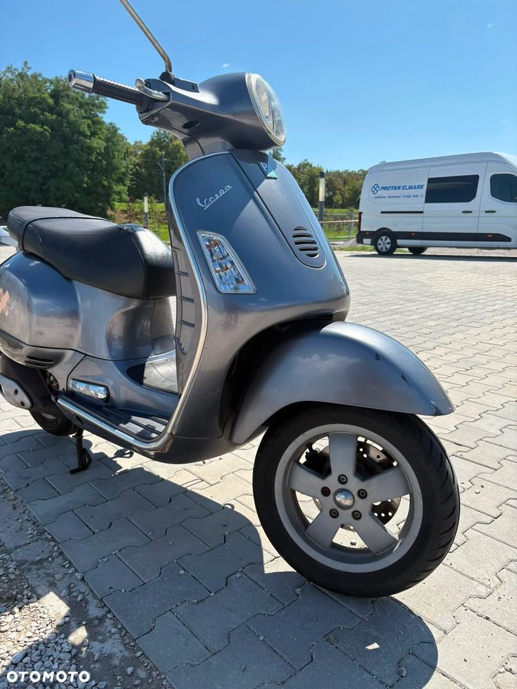 Piaggio Vespa - 3