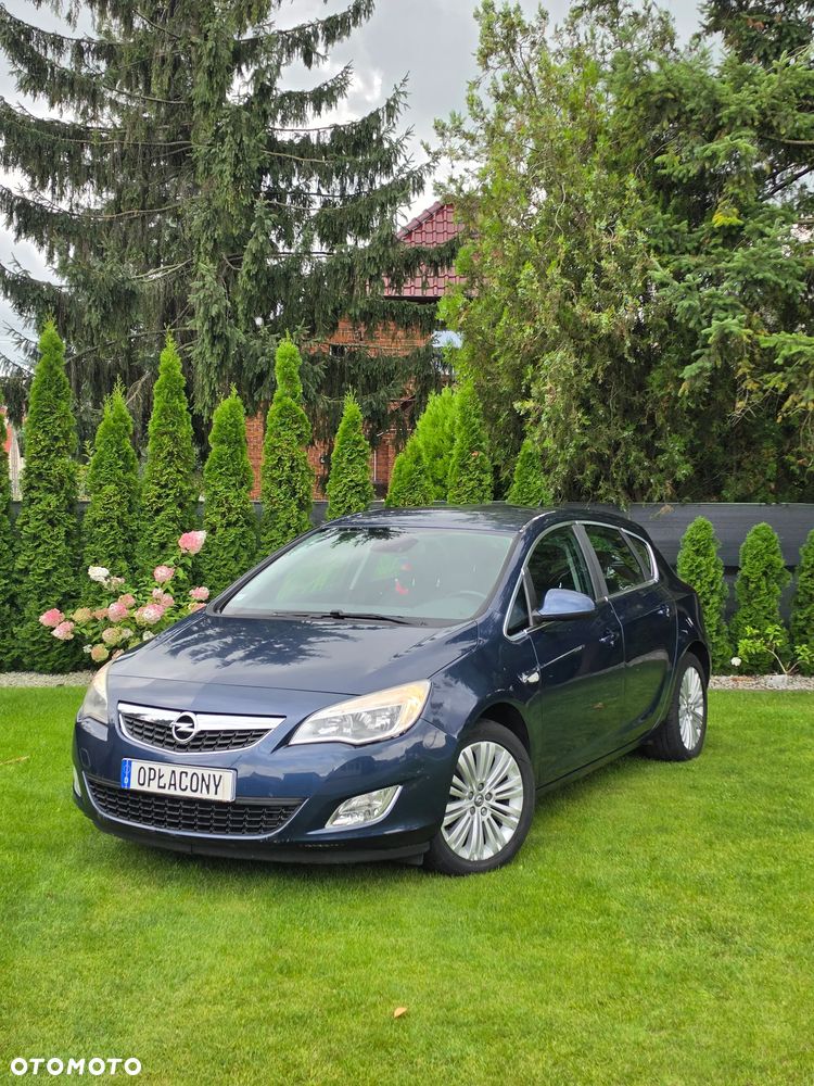 Opel Astra 1.4 Turbo Edition - 1