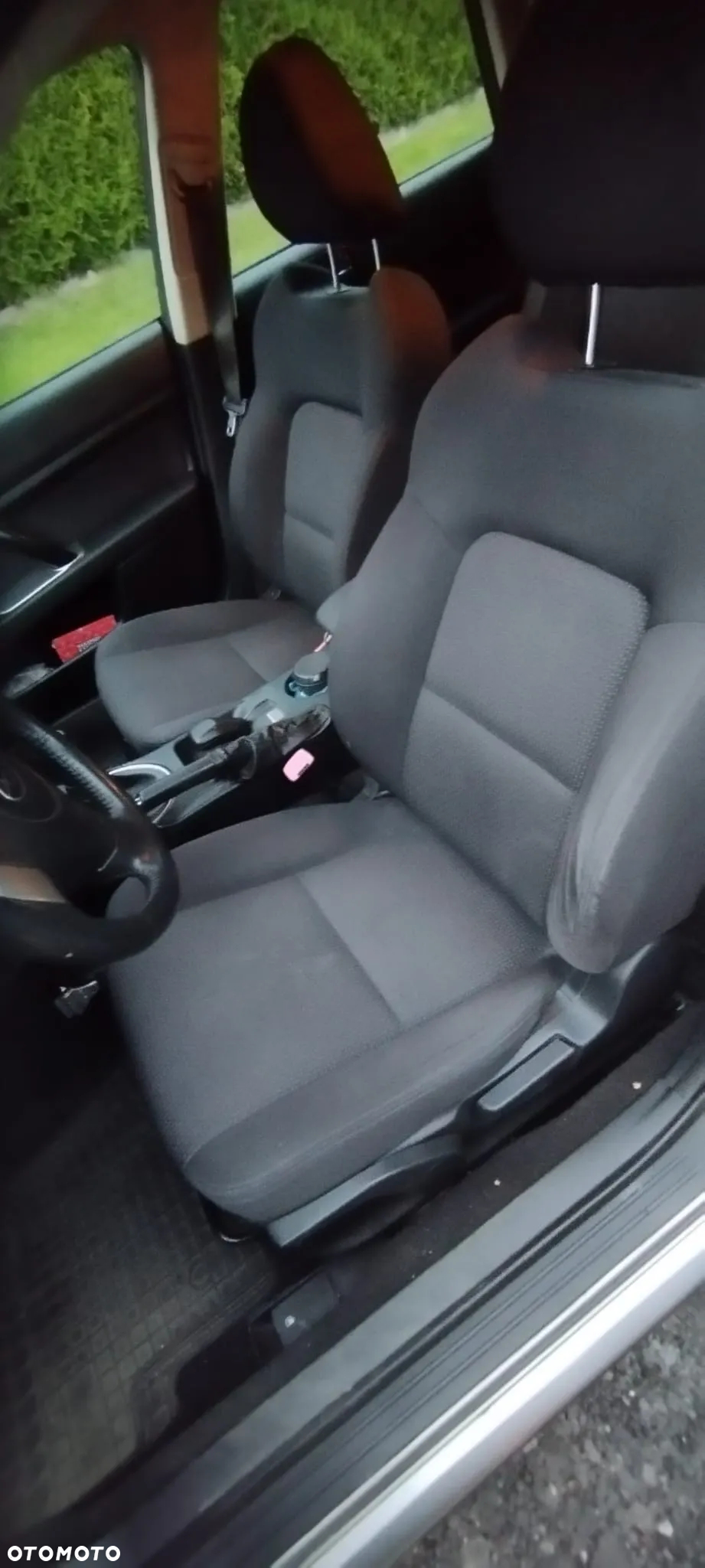 Subaru Legacy - 16
