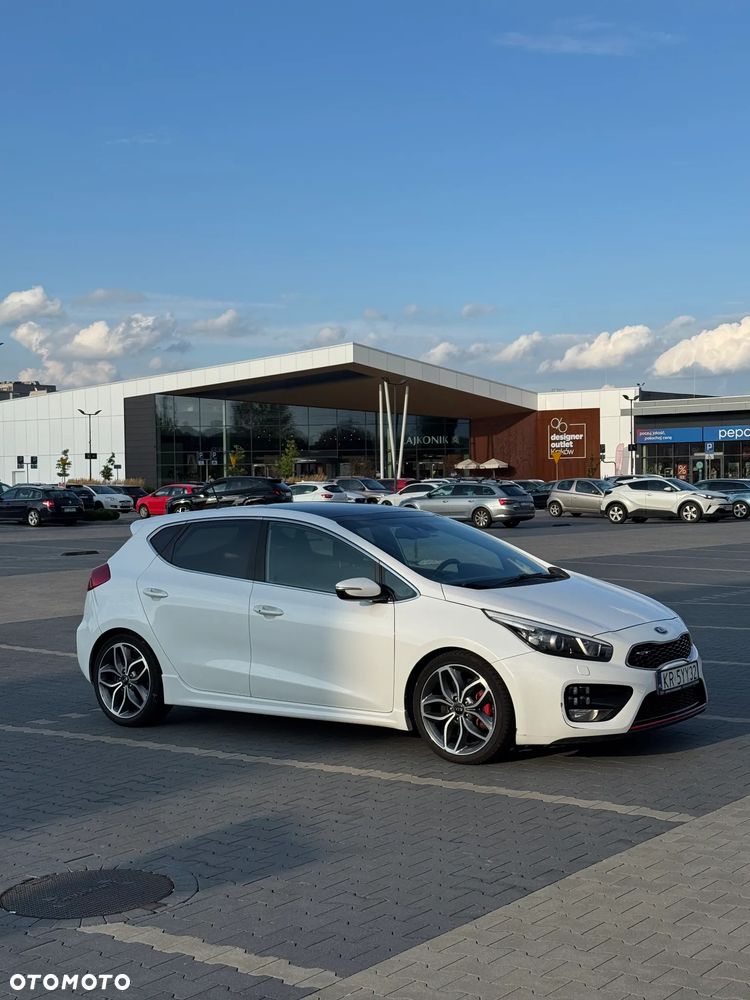 Kia Ceed 1.6 T-GDI GT - 2