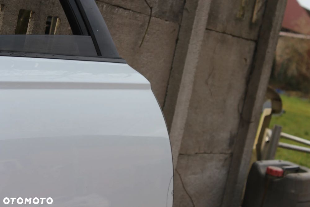 DRZWI TYLNE PRAWE AUDI A6 C7 AVANT LY9C 2015 - 15