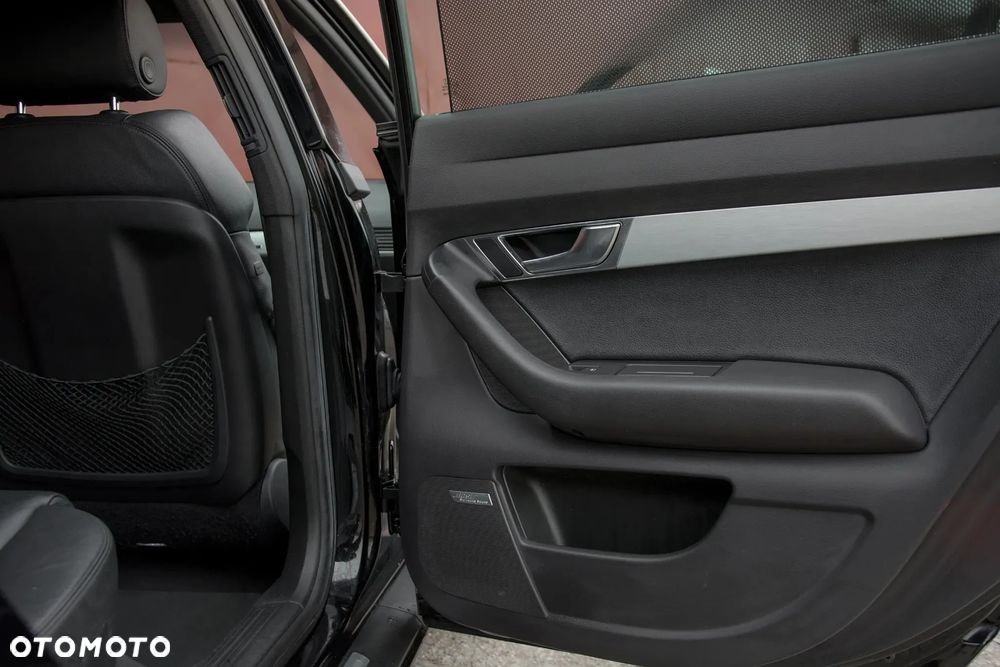 Audi A6 Avant 3.0 TDI tiptronic DPF quattro - 16