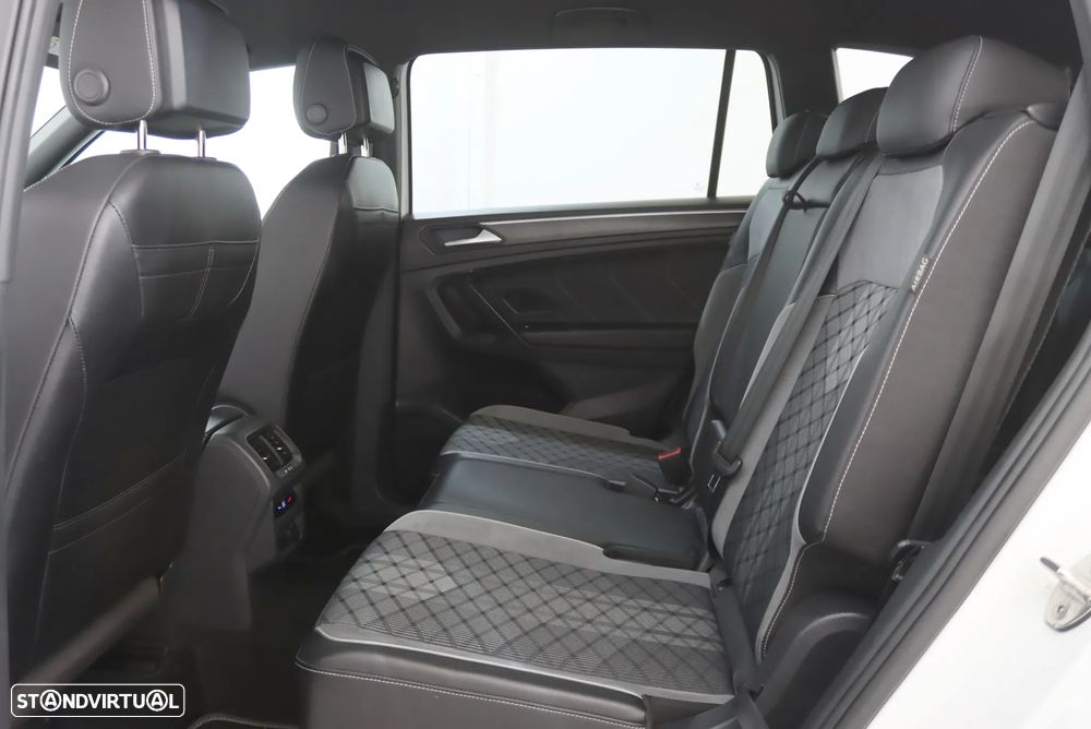 VW Tiguan Allspace 1.5 TSI R-Line DSG - 24