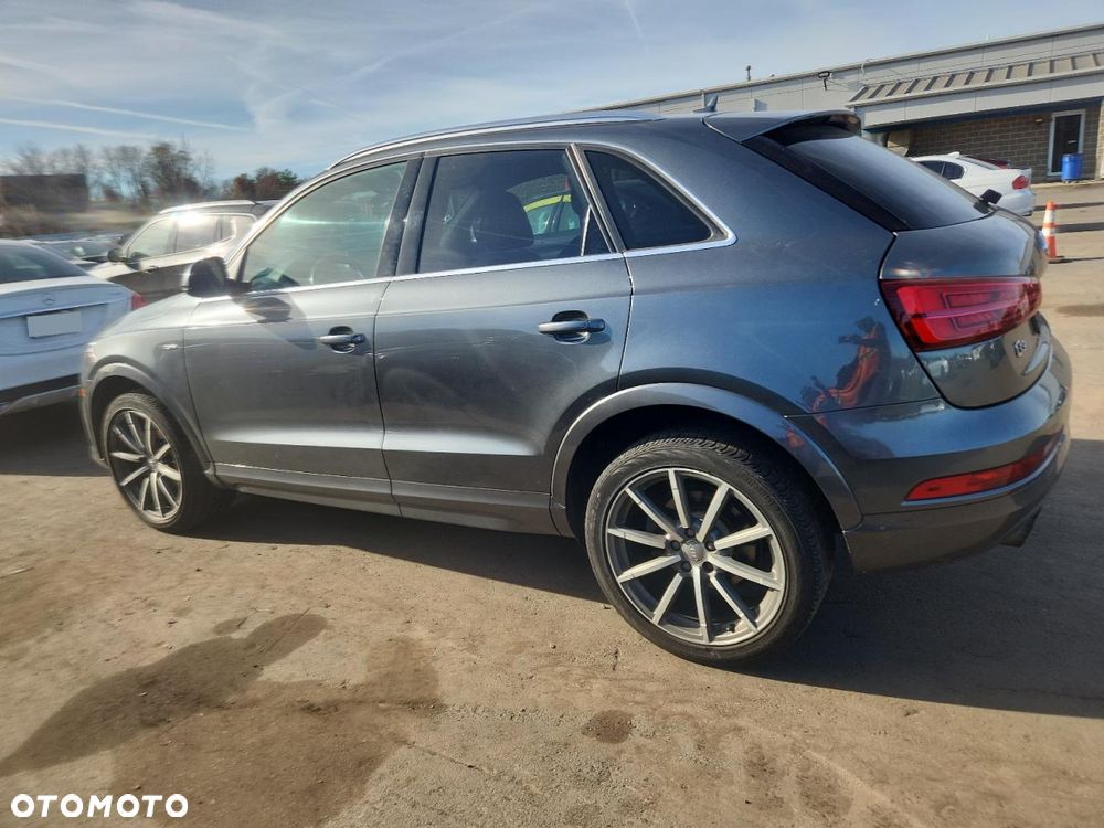 Audi Q3 2.0 TFSI Quattro S tronic design - 3