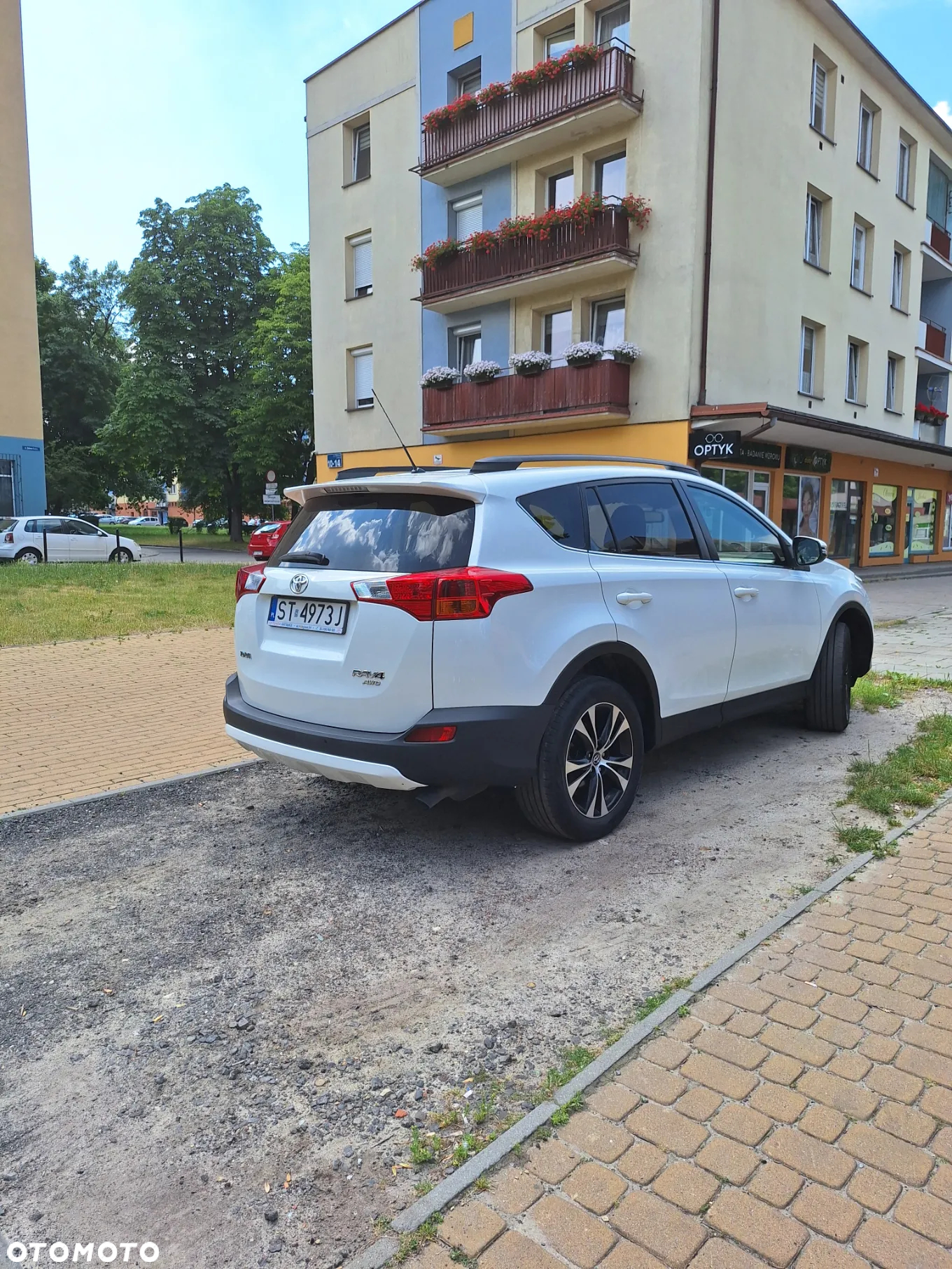 Toyota RAV4 2.0 D-4D Premium - 4