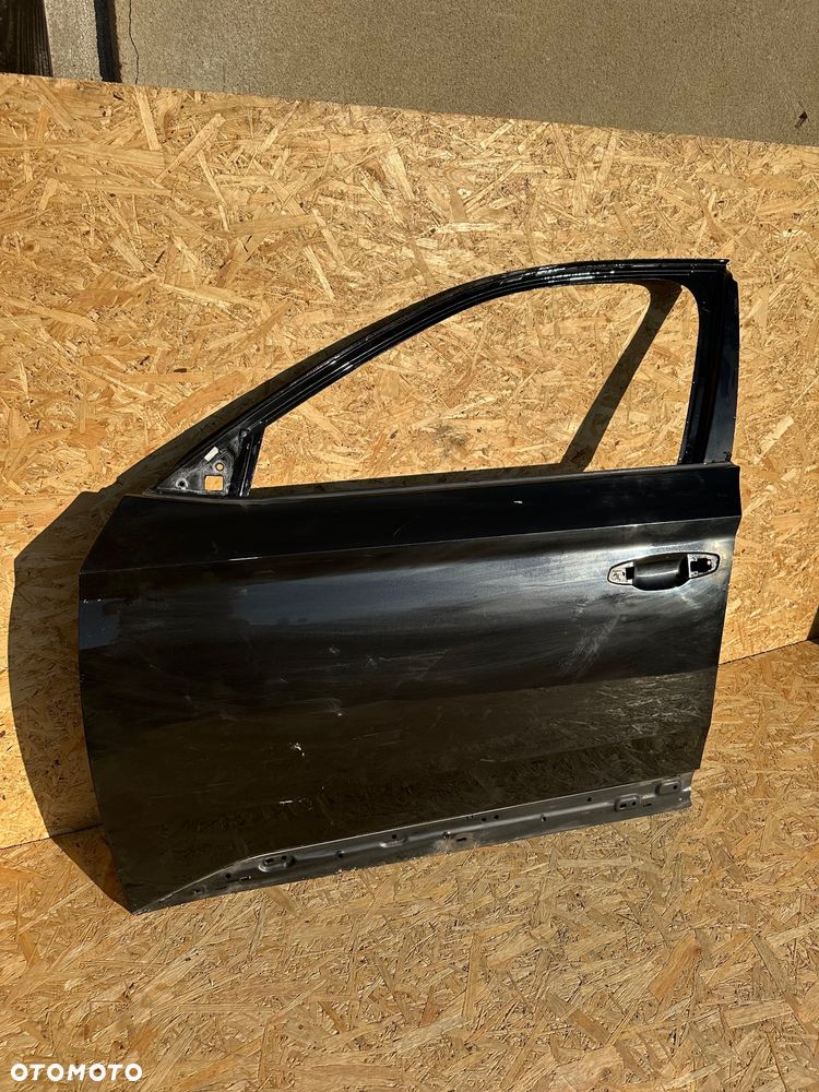 Skoda Superb III 3V0 drzwi przednie lewe lewy przód