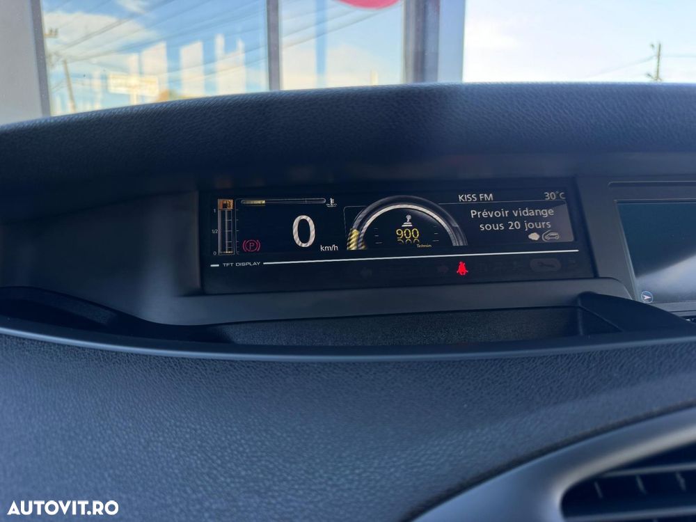 Renault Scenic - 17
