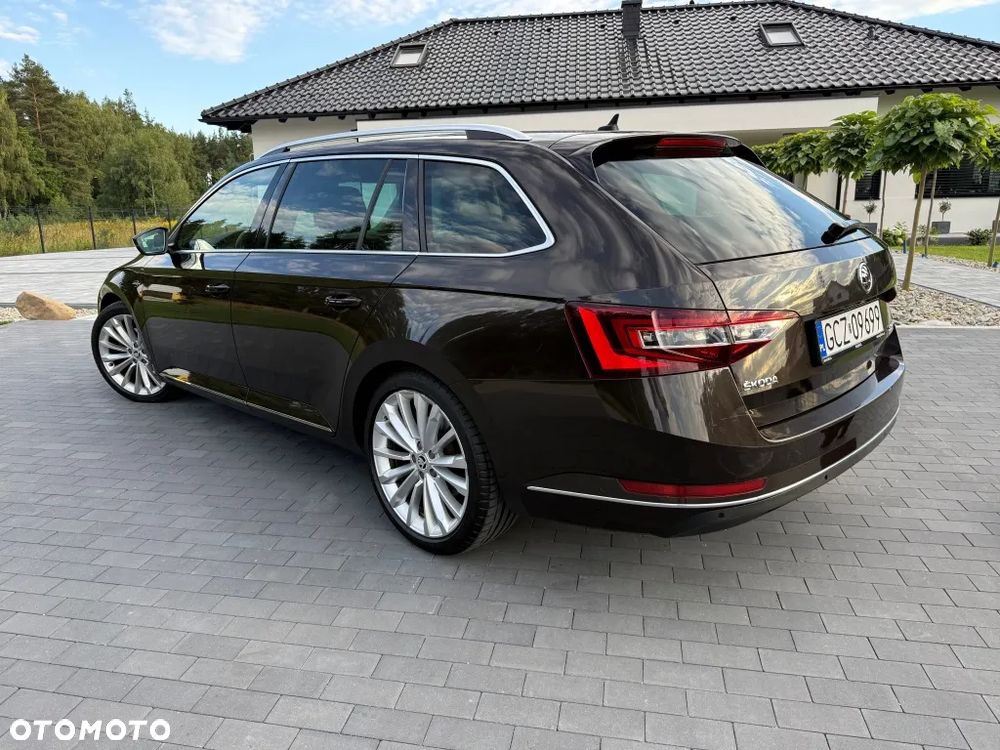 Skoda Superb 2.0 TDI SCR L&K DSG - 7