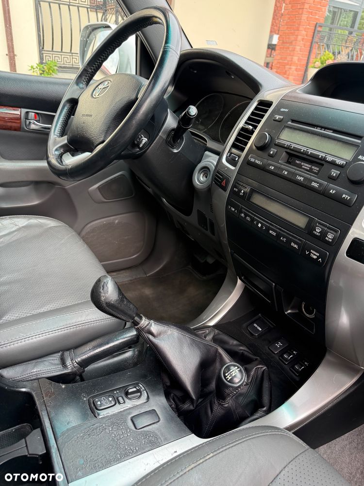 Toyota Land Cruiser 3.0 D Luna Comfort - 24