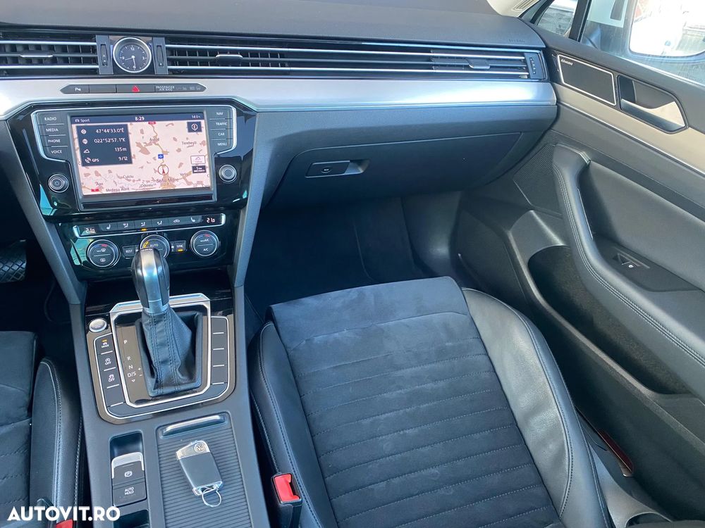 Volkswagen Passat - 17