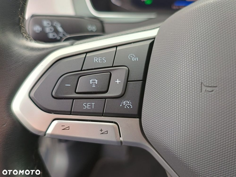 Volkswagen Passat 2.0 TDI EVO Business DSG - 19