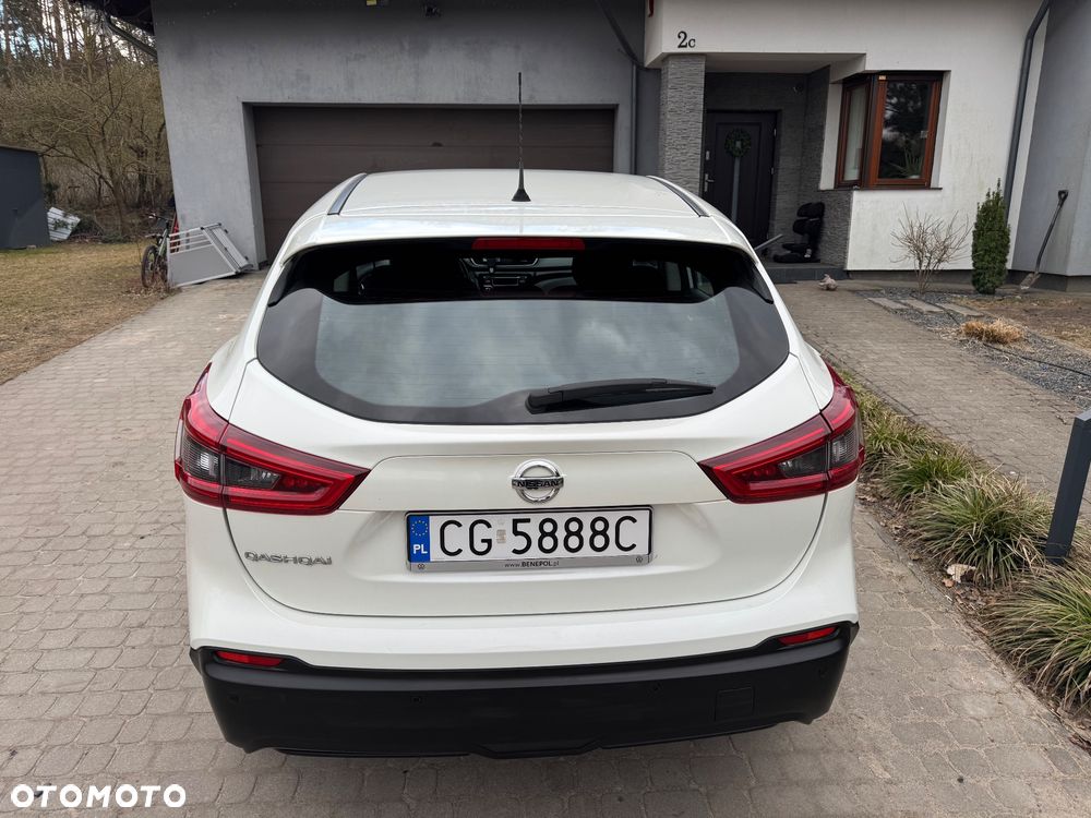 Nissan Qashqai 1.2 DIG-T N-Connecta Xtronic EU6 - 4
