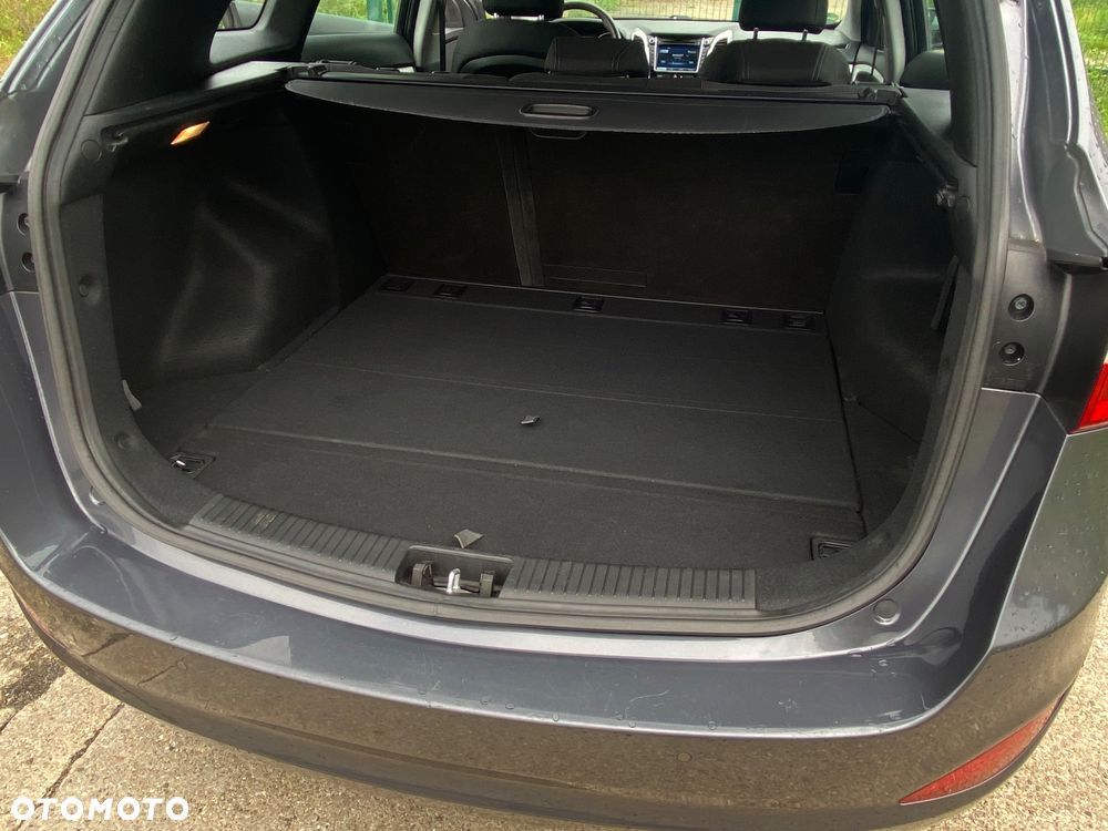 Hyundai i30 1.4 BlueDrive Comfort - 14