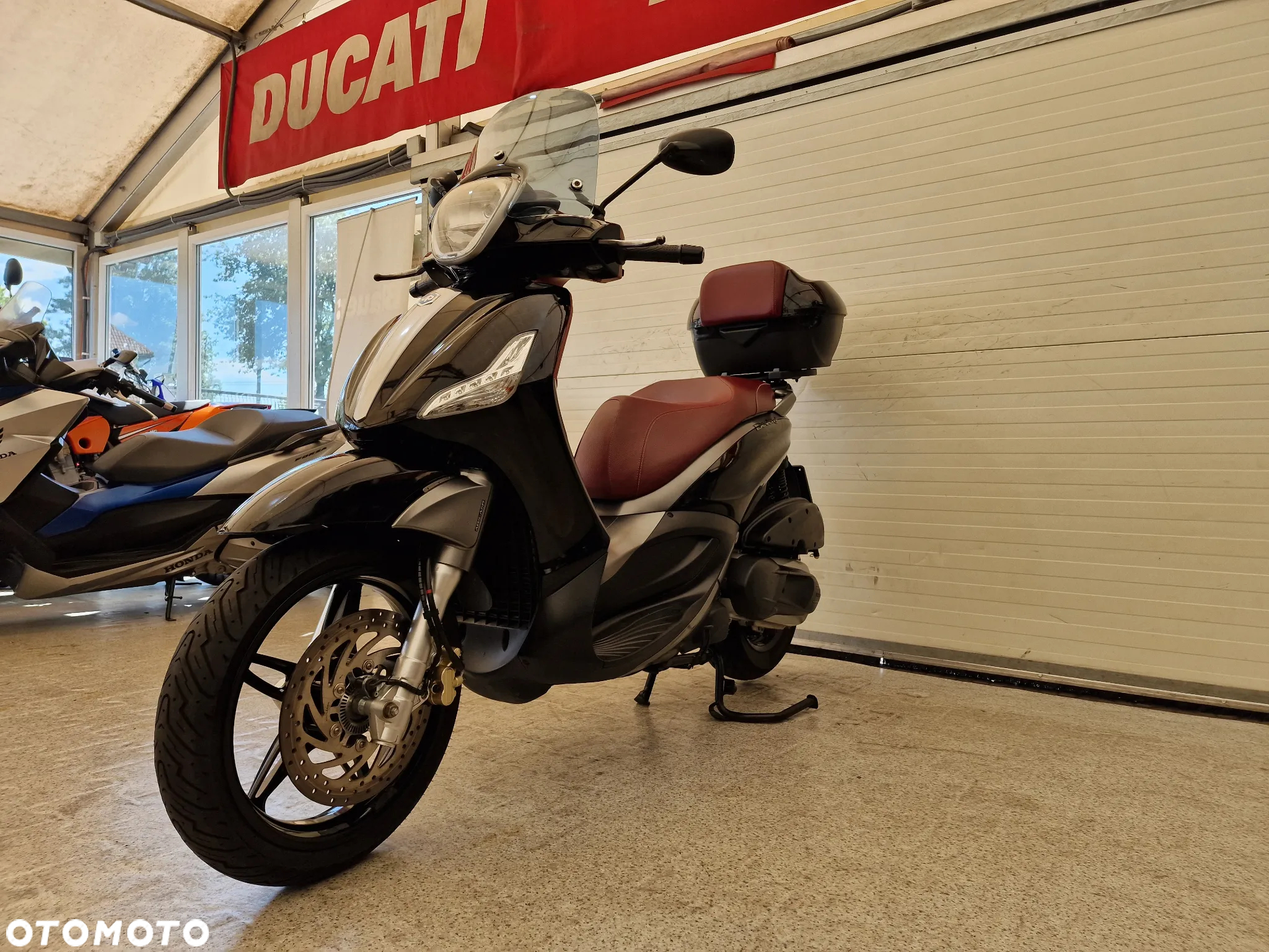 Piaggio Beverly - 17