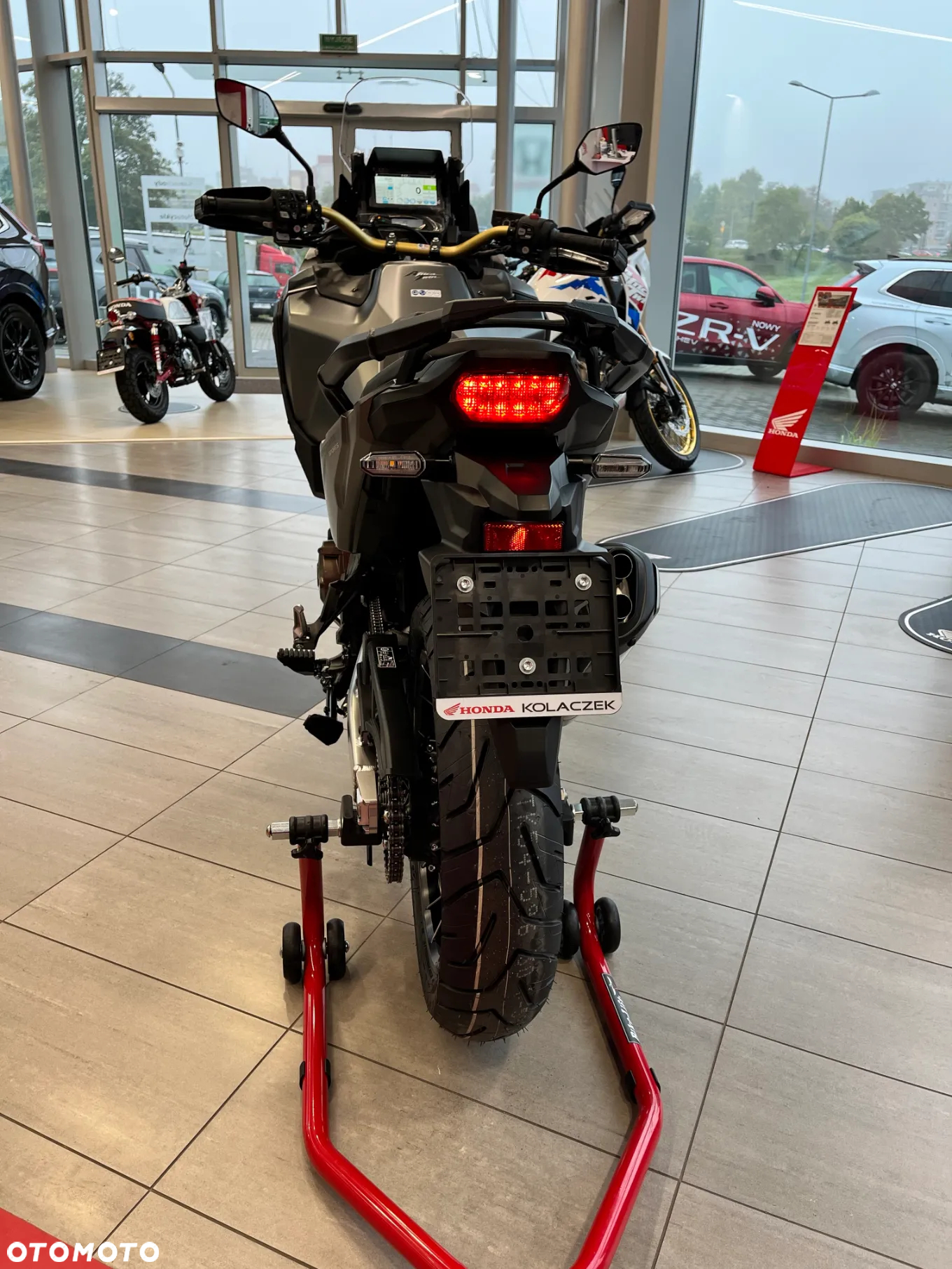 Honda CRF - 4