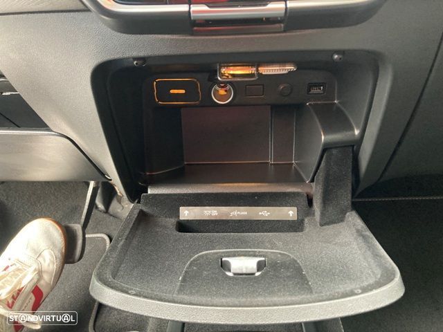 Citroën C4 Spacetourer BlueHDi 130 Stop&Start EAT8 SHINE - 29