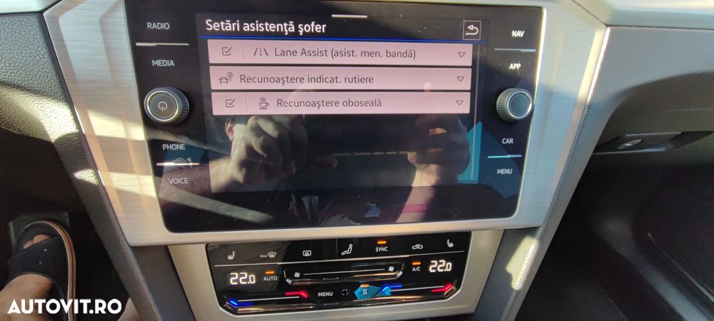 Volkswagen Passat 2.0 TDI SCR DSG Conceptline - 26