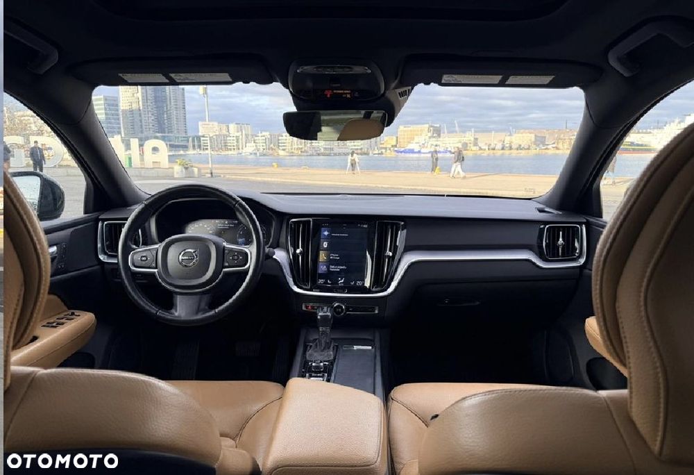 Volvo S60 T6 AWD Momentum Pro - 13