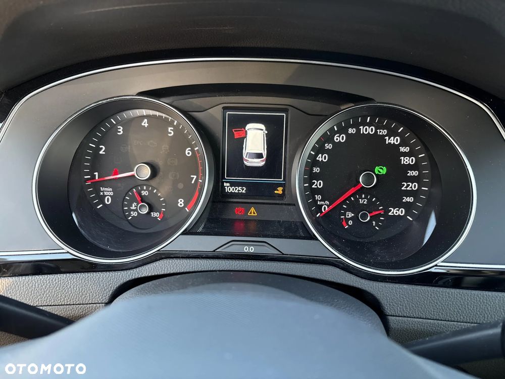 Volkswagen Passat 1.5 TSI EVO Business DSG - 14