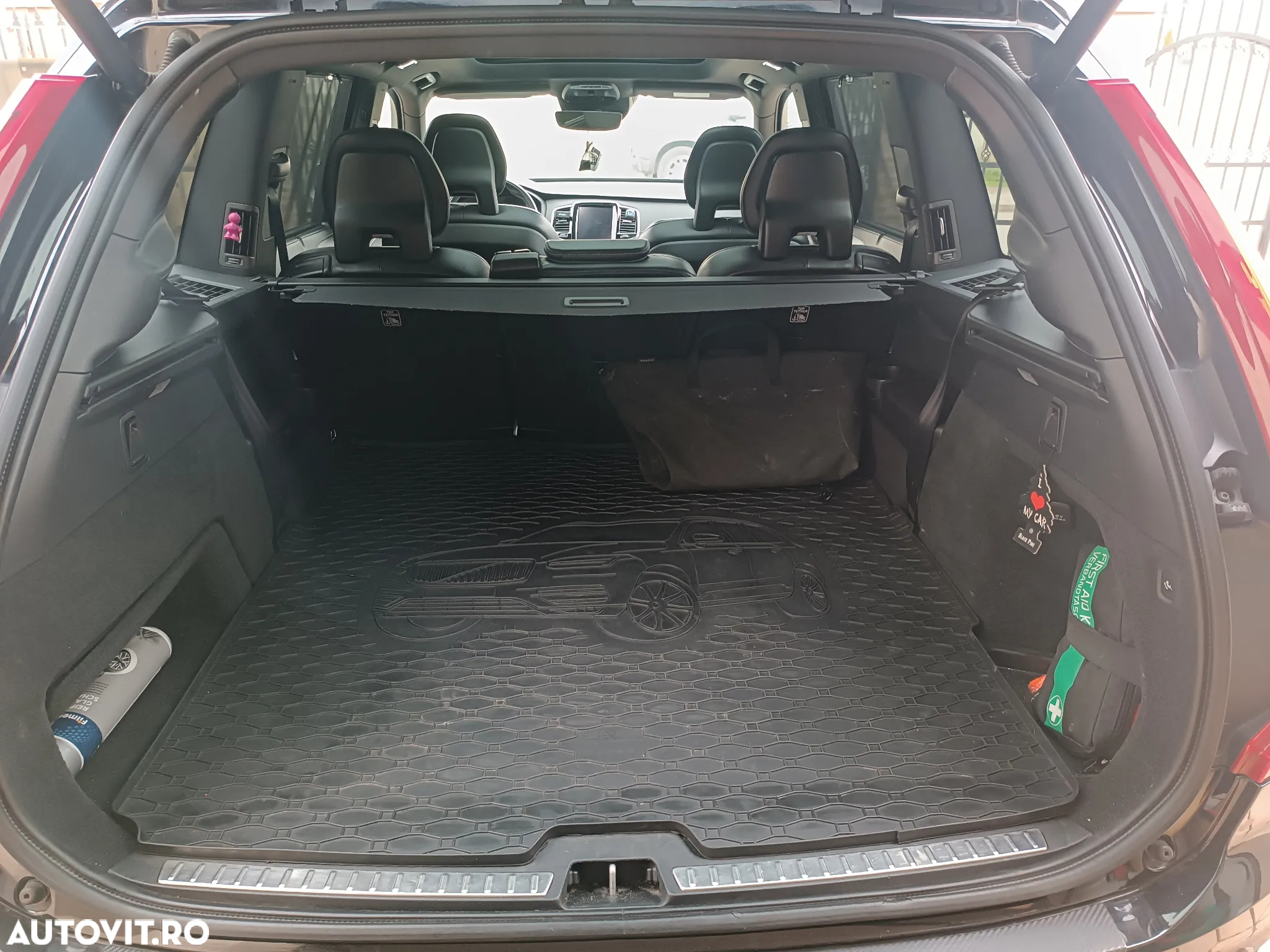 Volvo XC 90 - 39