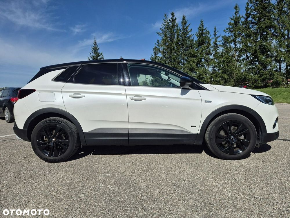 Opel Grandland X 1.6 T PHEV Design Line - 4